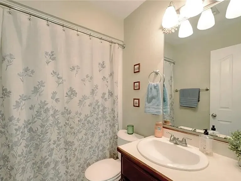 1204 Furman Ave — Photo 7