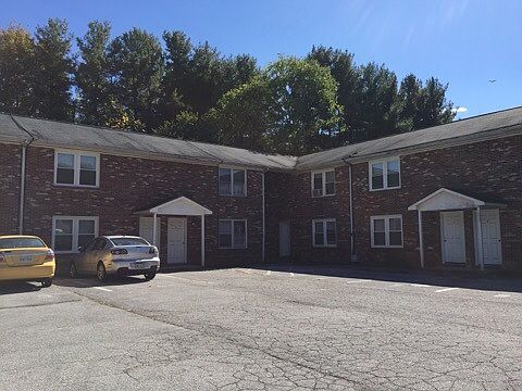 1st image of 660 College St APT 9