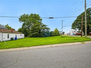 833 E Washington St, Suffolk, VA 23434