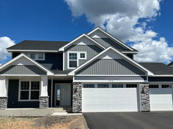 1918 Balsam Dr, Carver, MN 55315