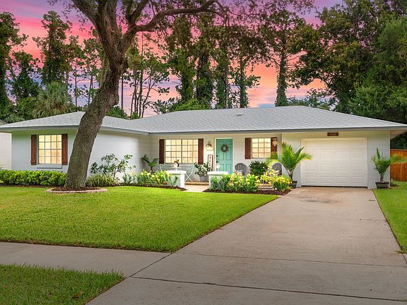 3rd image of 944 Salzedo Ave
