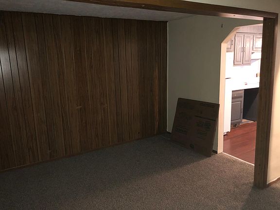 3rd image of 127 West St Unit 1