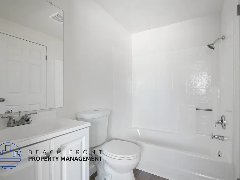 1557 W Carson St — Photo 11