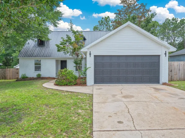 135 Nicole Ln, Crestview, FL 32539