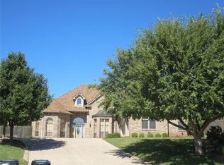 13705 Plantation Way, Edmond, OK 73013
