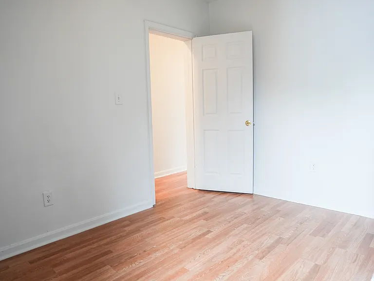 1412 E Lafayette Ave — Photo 11