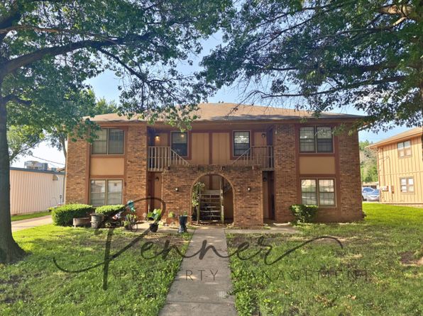 103 SW 20th St APT C