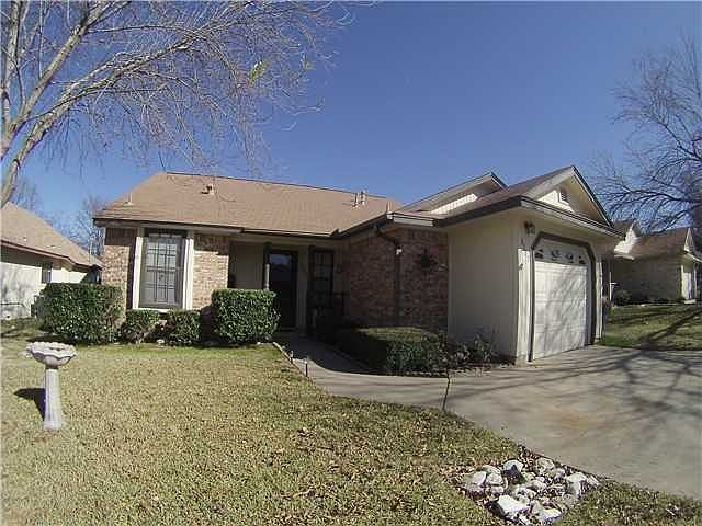 1st image of 2307 Stirrup Dr