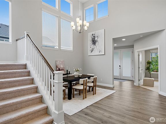 5th image of 6331 SE 5th Place