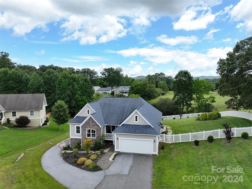 1st image of 74 Lone Oak Dr