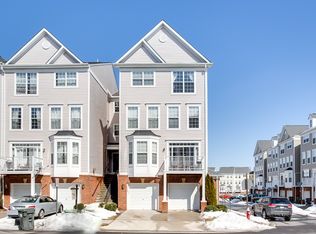 13648 Venturi Ln, Herndon, VA 20171