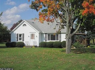 2113 State St NE, Canton, OH 44721