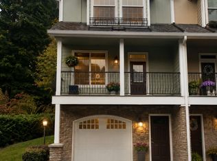2052 NE 49th Way #4H, Hillsboro, OR 97124