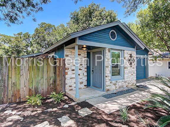 4th image of 2703 Holly Springs Ct