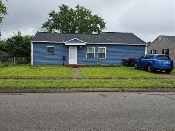 808 Flintridge Dr, Fairborn, OH 45324