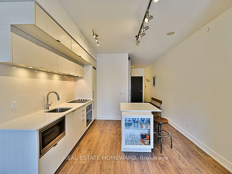 38 Cameron St #610 — Photo 10