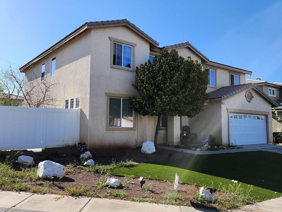 1st image of 15016 Leaf Ln