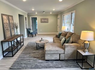 1009 Stevens Ave NE, Huntsville, AL 35801