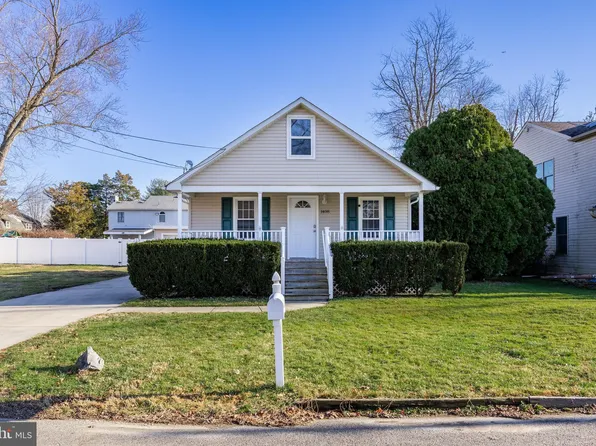 1408 Spruce Ave, Voorhees, NJ 08043