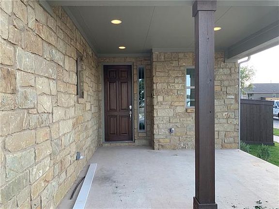 3rd image of 2313 Twisted Willow Ln