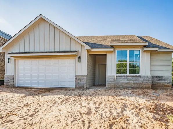 5611 Belaire Cir, Granbury, TX 76048