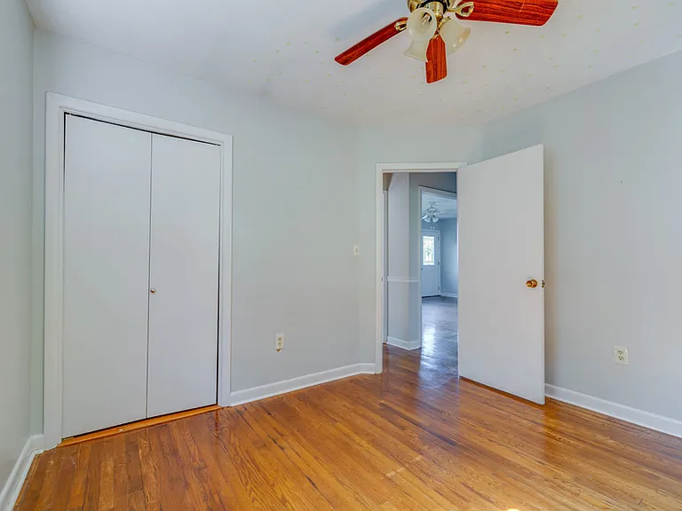 217 Banner St — Photo 9