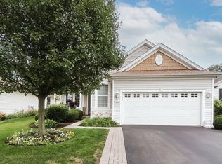 12826 Oak Grove Dr, Huntley, IL