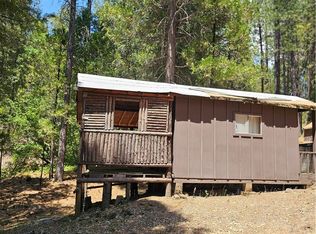 15824 Valhalla Dr, Oak Run, CA 96069