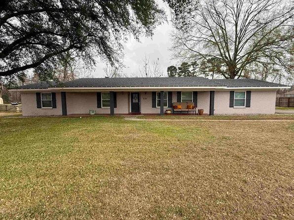 1125 W Sabine St, Carthage, TX 75633