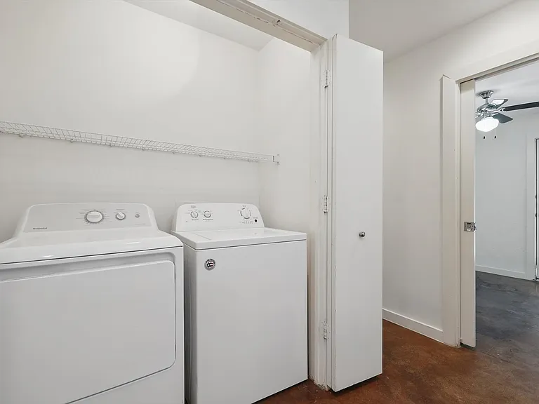 2200 N Peak St — Photo 14