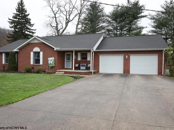 210 Whiteman Ave, Elkins, WV 26241