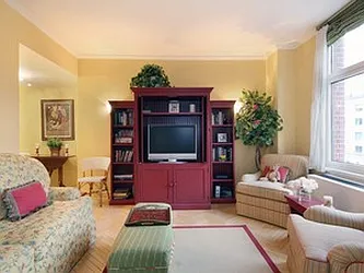 Rented by Peter Ashe