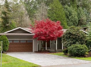 4465 Emily Carr Dr, Saanich, BC V8X 2N5