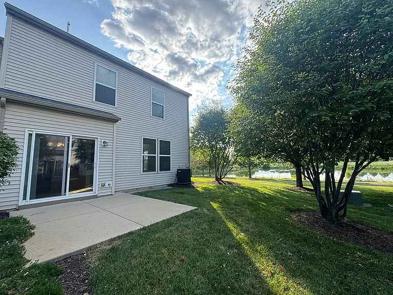 1399 Crimson Ln #A — Photo 35