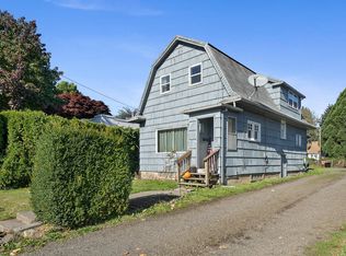 2410 3rd St, Tillamook, OR