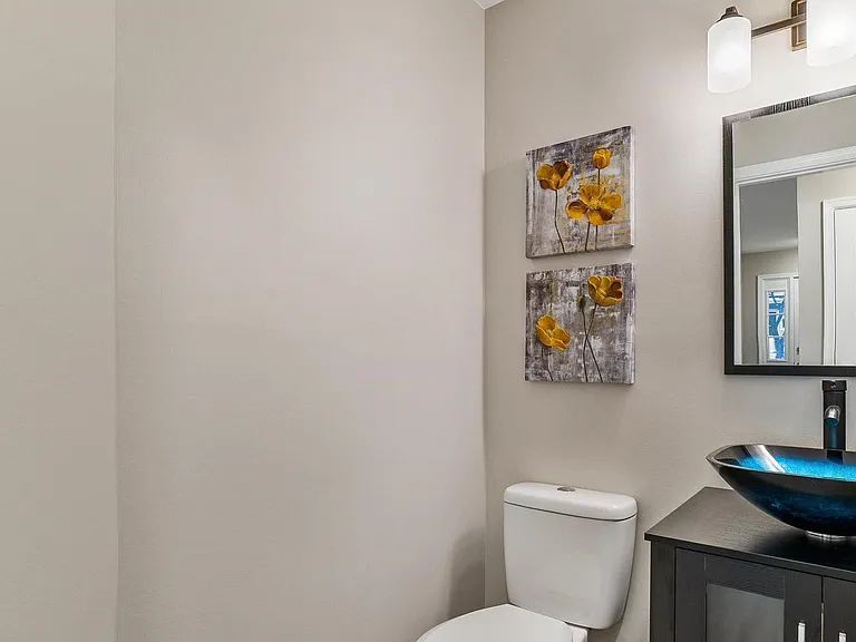 18728 Martins Landing Dr — Photo 7