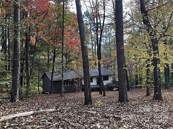 3rd image of 1661 Russ Wood Dr