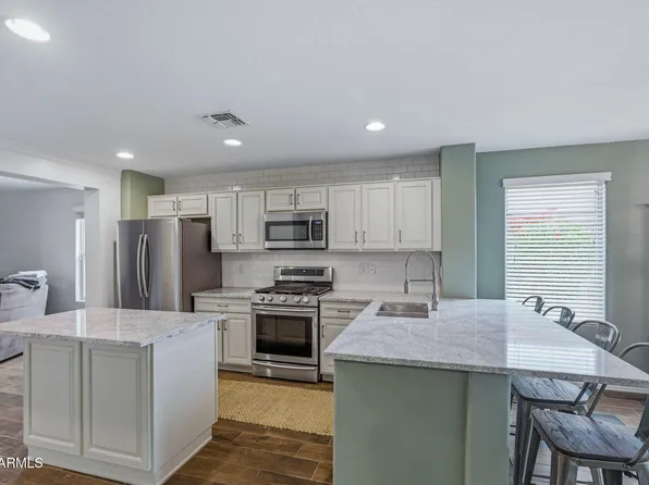 17646 W MAYA Way, Surprise, AZ 85387