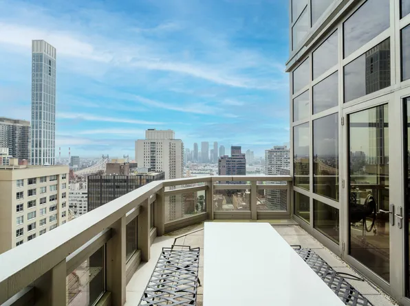 300 East 55th Street PH1C image 19 of 20