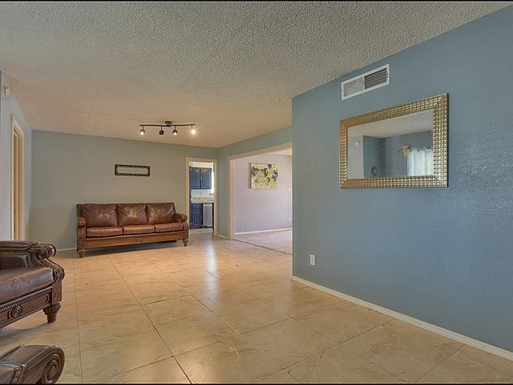 5th image of 8569 Danube Cir