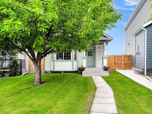 238 E Covepark Way NE, Calgary, AB T3K 5T6