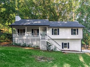 607 Hickory Creek Ln, Woodstock, GA 30188