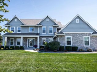 N36W22742 Long Valley Rd, Pewaukee, WI 53072