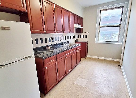 3rd image of 34-48 32nd St #A1