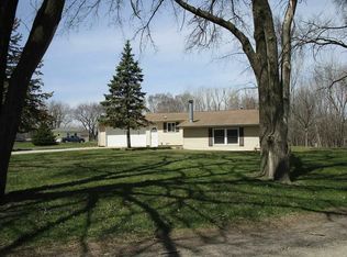 908 Midland St, Waterloo, IA 50703