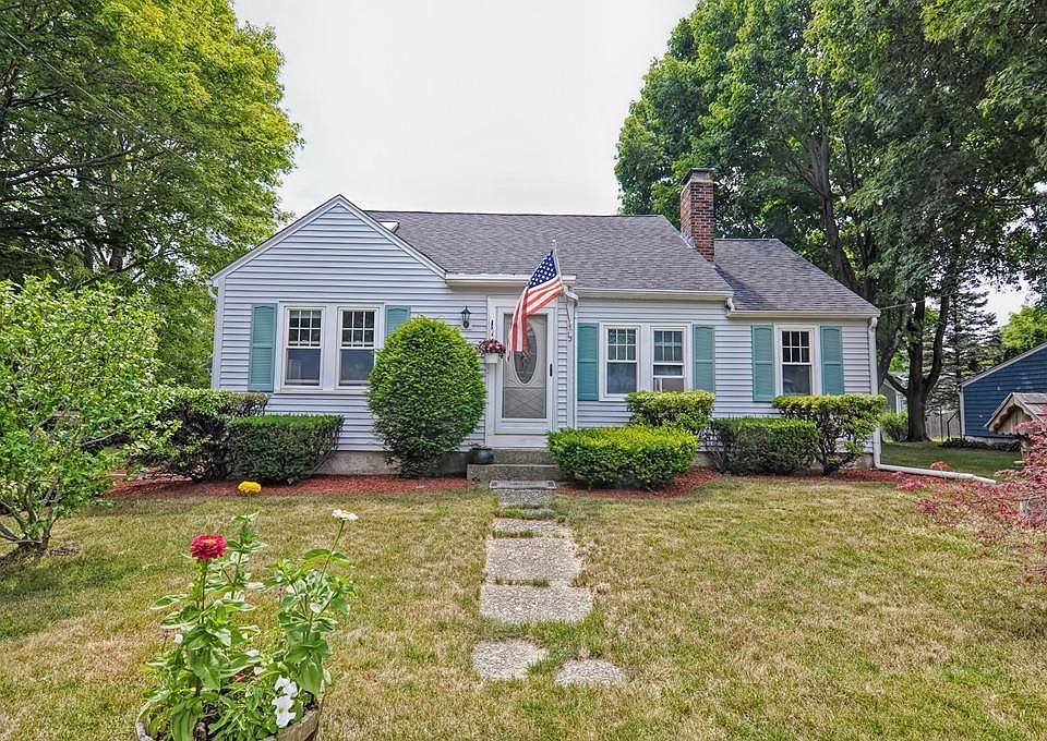 1st image of 15 Potter Ave