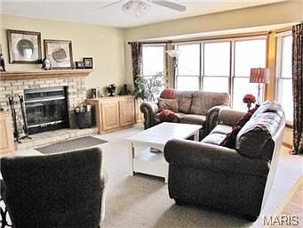 5th image of 509 Clover Leaf Hill Ct