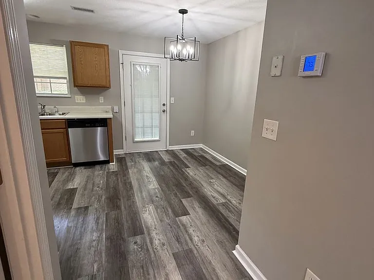 4825 Poplar Crest Way — Photo 5