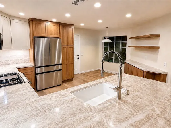 69 Fuente, Rancho Santa Margarita, CA 92688