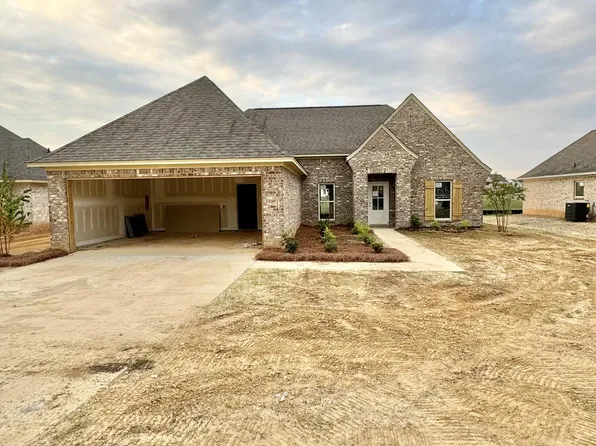 403 Baleigh Way, Canton, MS 39046
